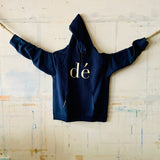 dé La felpa con cappuccio.